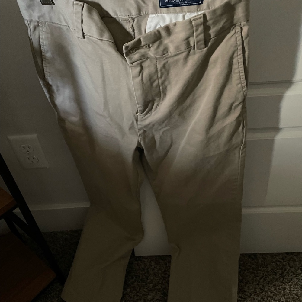 Boys Vineyard Vines Khaki pants size 14
